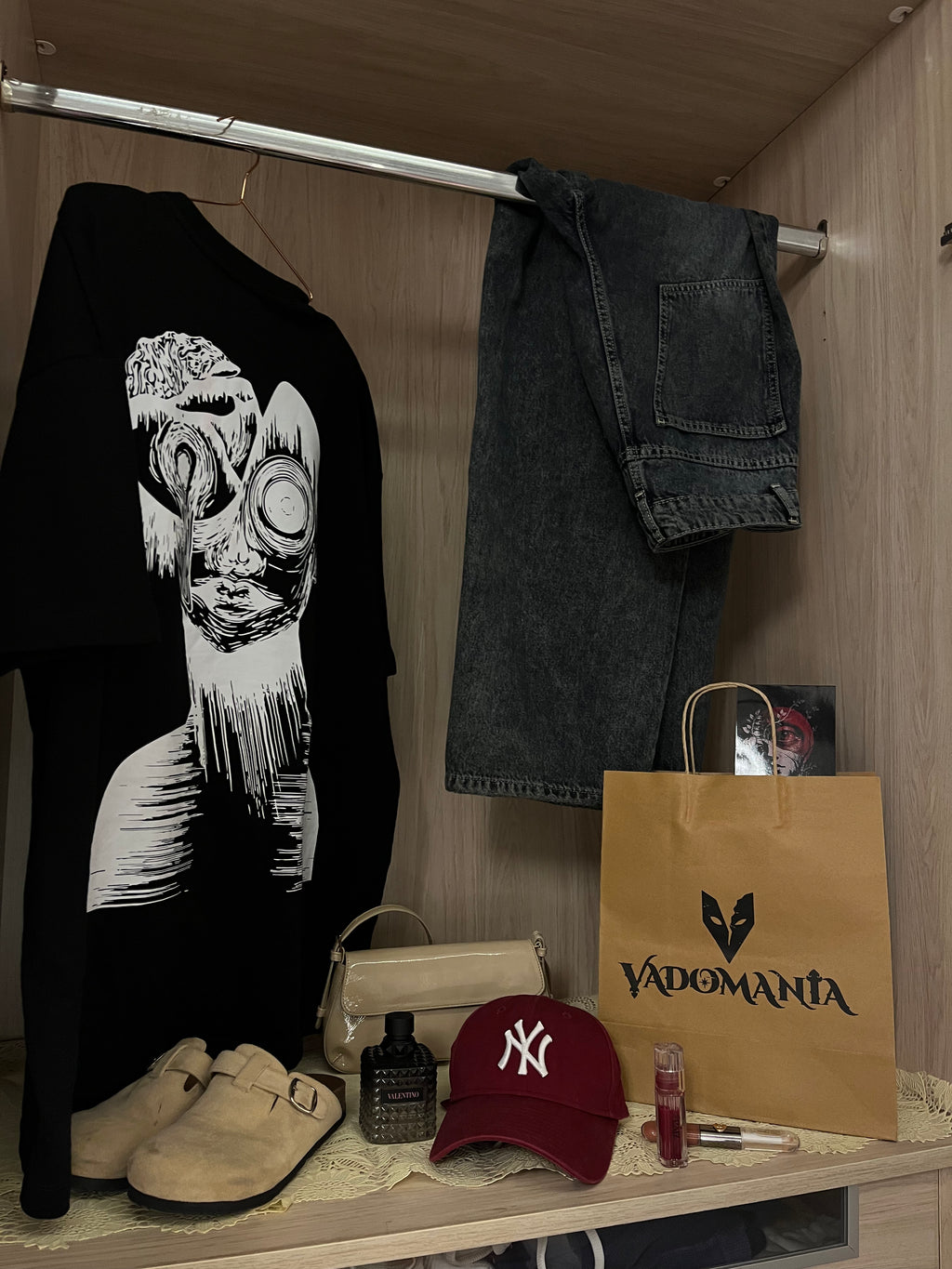 Insomnia Black/White Oversize Unisex T-shirt